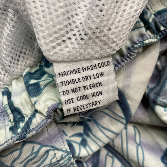 Tommy Bahama Swim Trunks Men's M Blue Relax Lobster All Over Print Beach Shorts - Picture 8 of 16